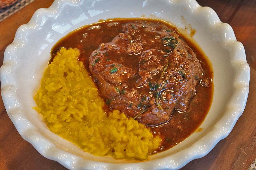 หน้าแข้งวัวตุ๋นหรือออซโซบูโก้(Ossobuco)