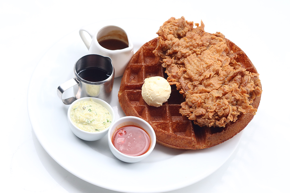วาฟเฟิลไก่ทอด(Chicken _ Waffles)