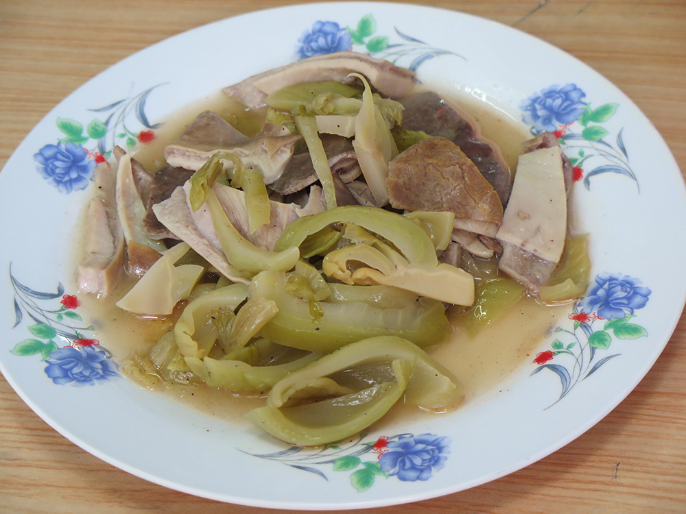 กระเพาะหมูผัดเกี้ยมฉ่าย