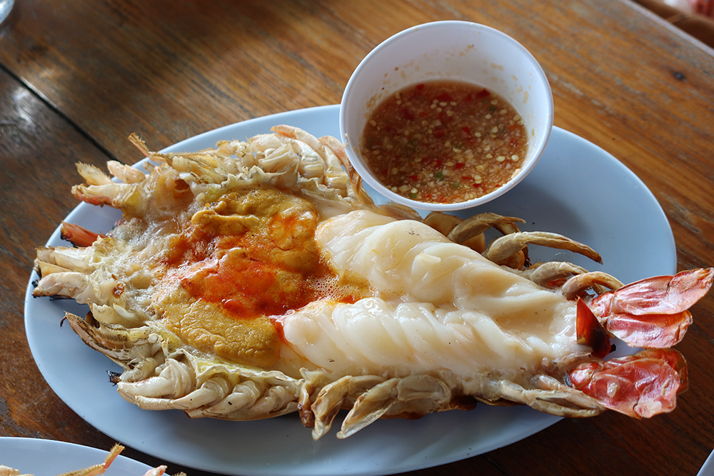 กุ้งแม่น้ำเผา ตัวมหึมา ไซส์หก เจ็ดขีด