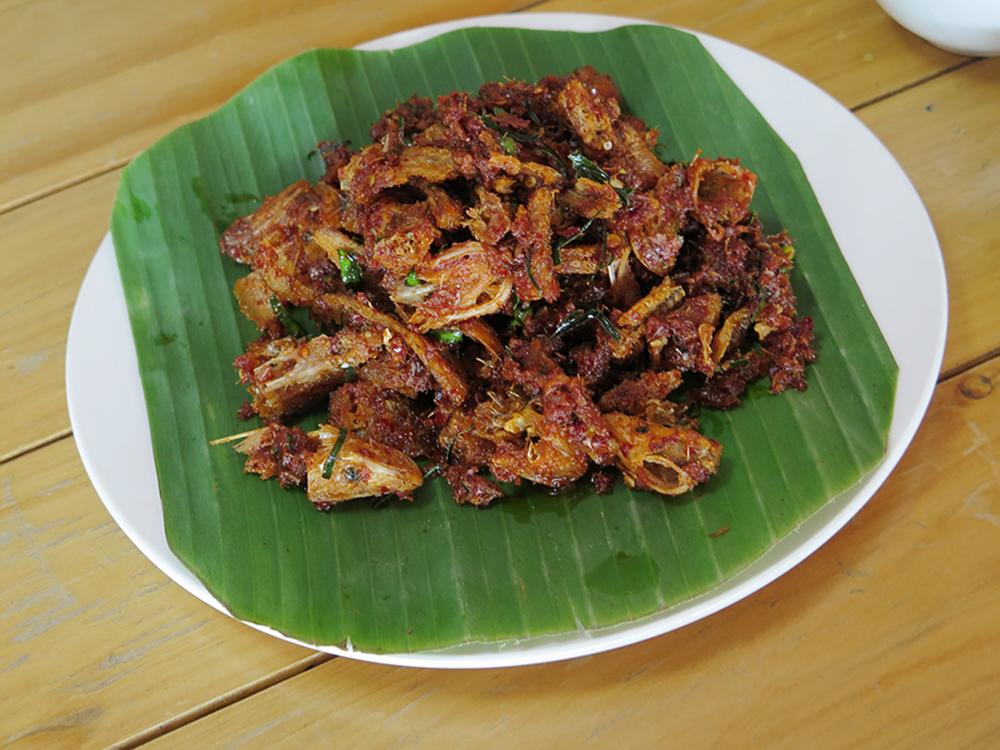 ปลาเนื้ออ่อนผัดพริกโบราณ