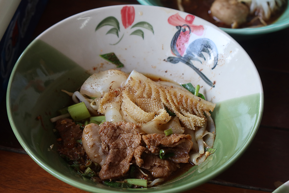 ใหญ่แห้งเนื้อ