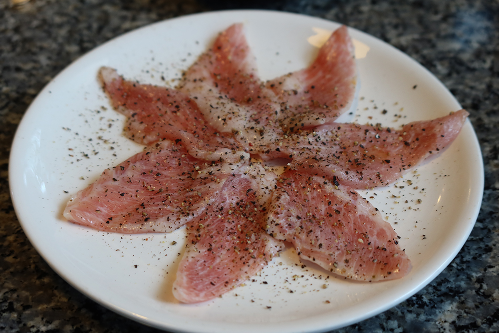 คอหมู(Ton-Toro)