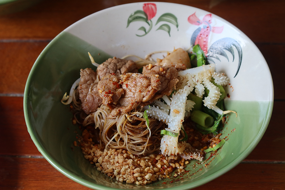 หมี่แห้งเนื้อ